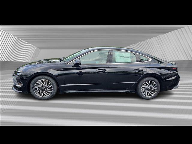 new 2025 Hyundai Sonata Hybrid car, priced at $38,015