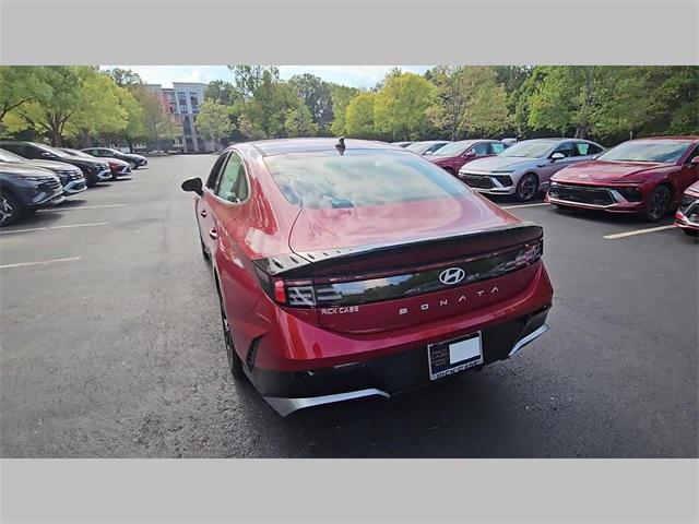 new 2024 Hyundai Sonata car, priced at $25,357