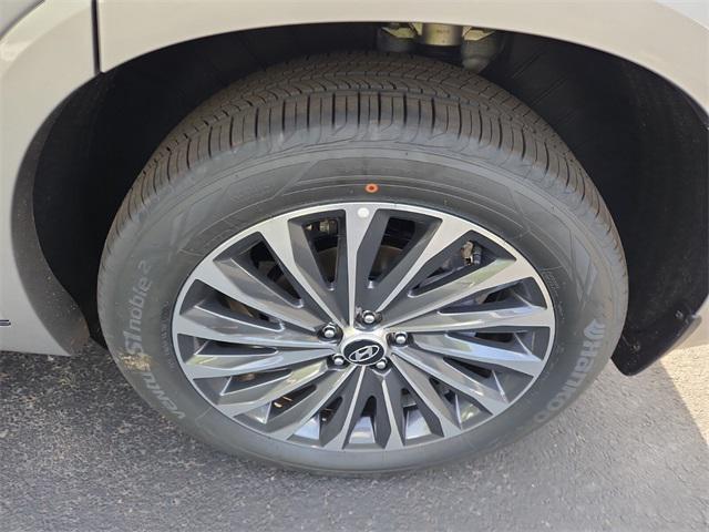 new 2025 Hyundai SANTA FE HEV car, priced at $48,520