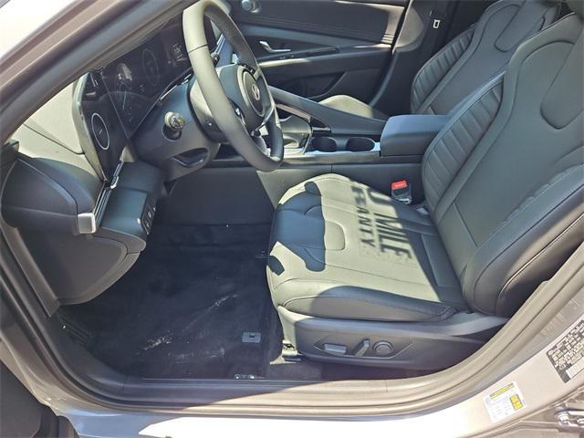 new 2025 Hyundai Elantra car, priced at $30,335