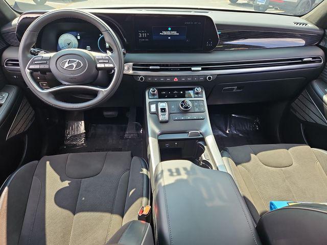 used 2025 Hyundai Palisade car, priced at $45,991