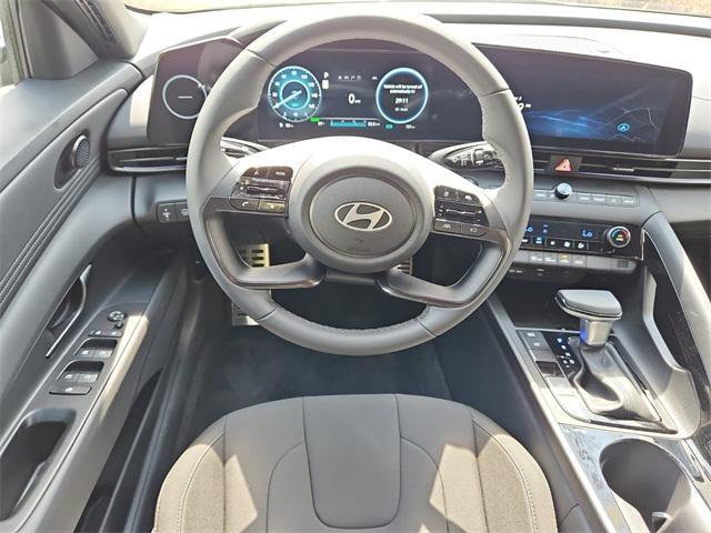 new 2025 Hyundai Elantra car, priced at $27,715
