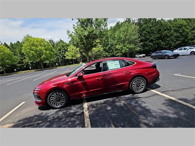 new 2024 Hyundai Sonata Hybrid car, priced at $38,935