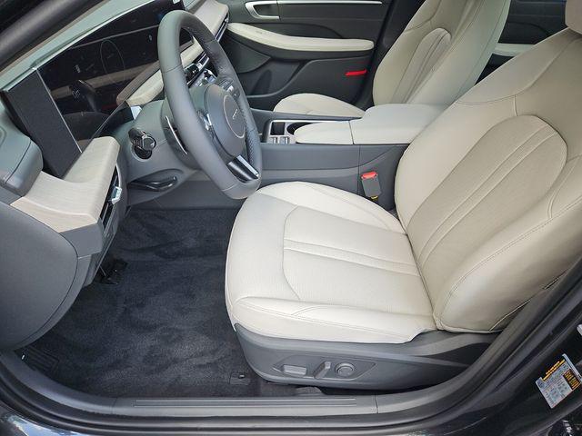 new 2025 Hyundai Sonata Hybrid car, priced at $38,530