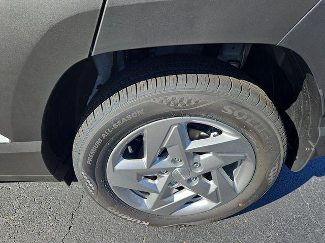 new 2026 Hyundai Kona car, priced at $25,625