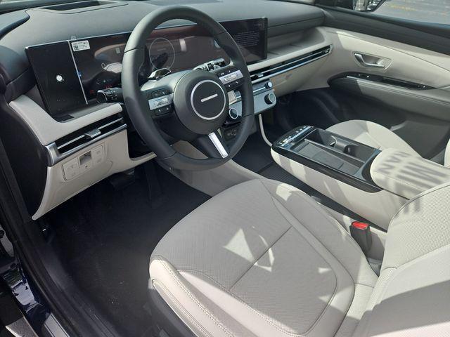 new 2025 Hyundai TUCSON Hybrid car, priced at $42,065