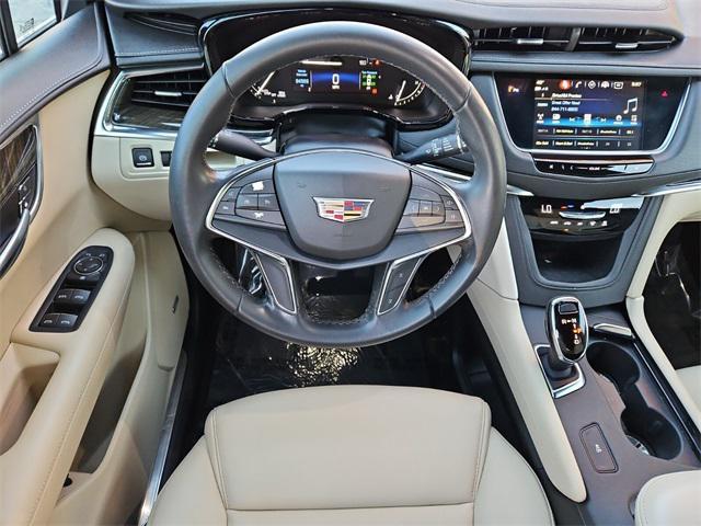 used 2019 Cadillac XT5 car, priced at $17,992