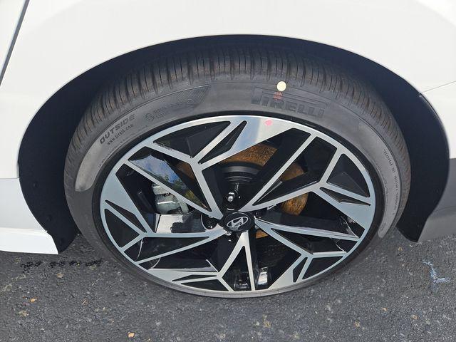 new 2025 Hyundai IONIQ 6 car, priced at $40,575