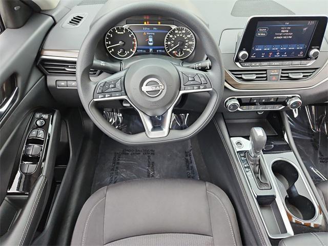 used 2023 Nissan Altima car, priced at $17,994