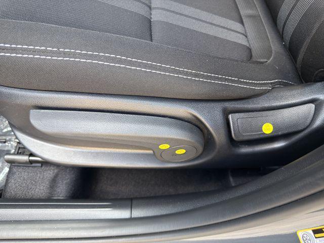 used 2025 Hyundai Venue car, priced at $20,992