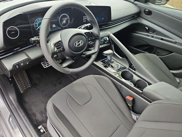 new 2025 Hyundai Elantra car, priced at $27,700