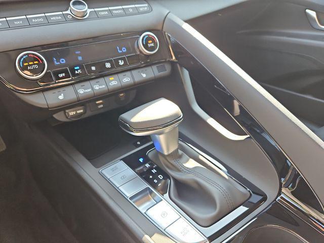 new 2025 Hyundai Elantra car, priced at $26,335
