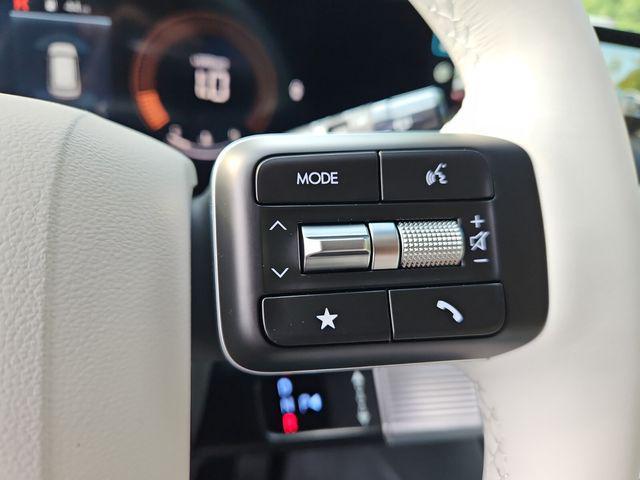 new 2025 Hyundai Santa Fe car, priced at $35,165