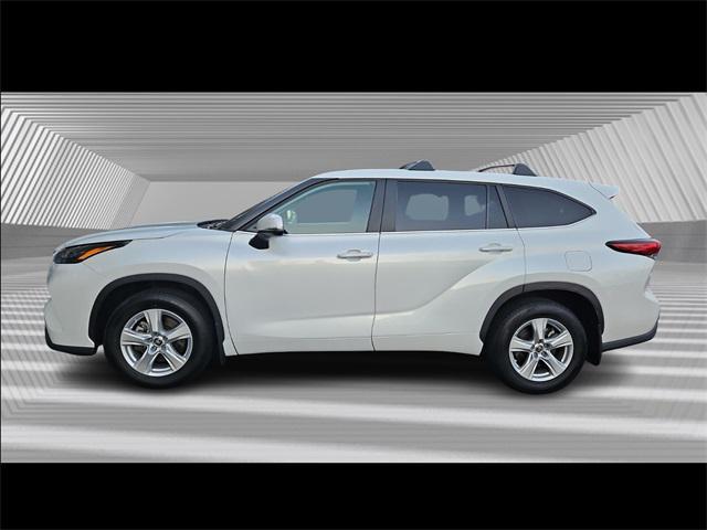 used 2023 Toyota Highlander car, priced at $31,992