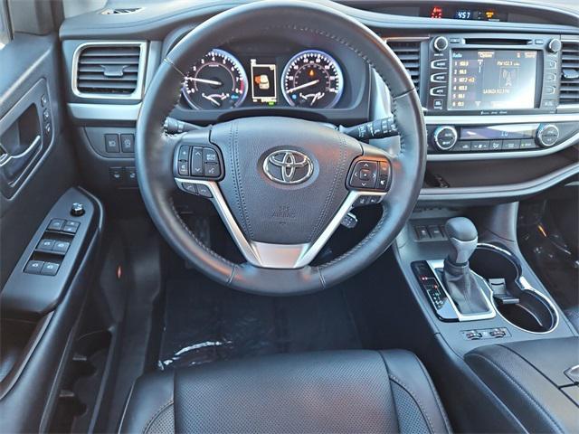 used 2019 Toyota Highlander car, priced at $29,993