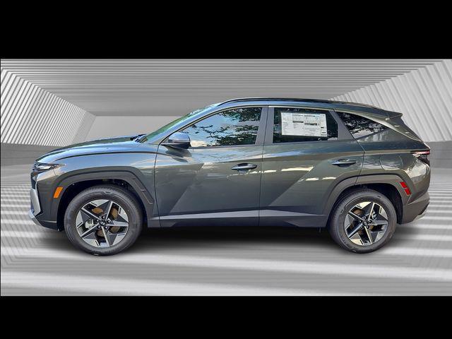 new 2025 Hyundai TUCSON Hybrid car, priced at $33,303