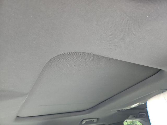 used 2019 Land Rover Discovery car, priced at $22,992