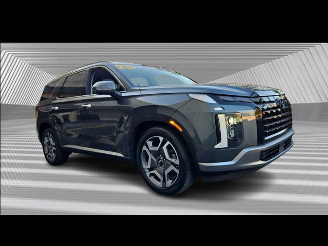 used 2025 Hyundai Palisade car, priced at $38,491