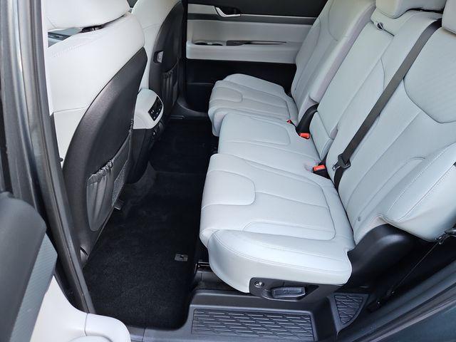 used 2025 Hyundai Palisade car, priced at $38,491