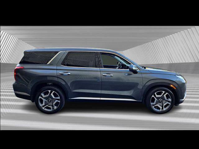 used 2025 Hyundai Palisade car, priced at $38,491