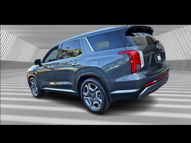 used 2025 Hyundai Palisade car, priced at $38,491