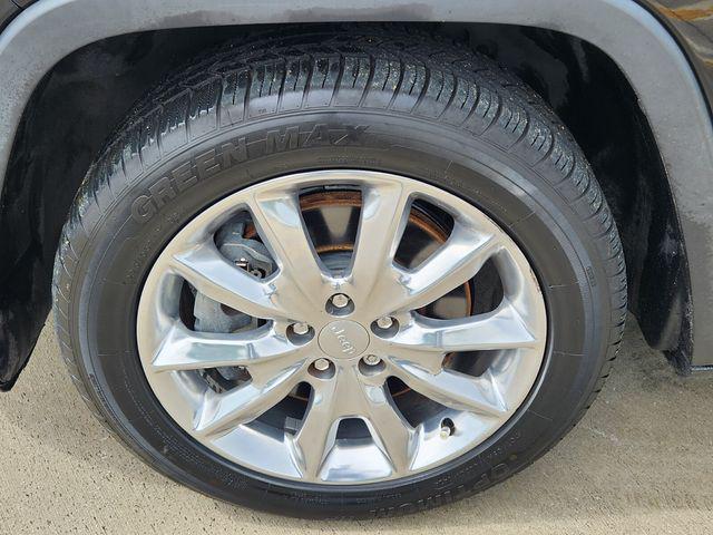 used 2017 Jeep Cherokee car, priced at $14,491
