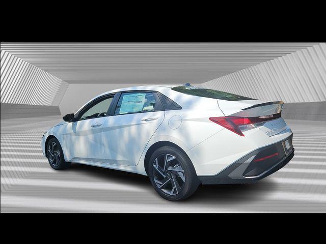 new 2025 Hyundai Elantra car, priced at $23,039