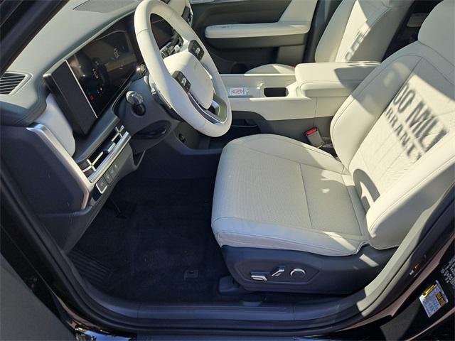 new 2025 Hyundai Santa Fe car, priced at $38,164