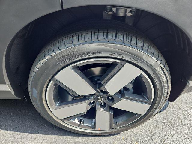 new 2025 Hyundai Santa Fe car, priced at $45,715