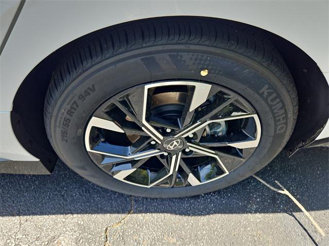new 2025 Hyundai Sonata car, priced at $29,248