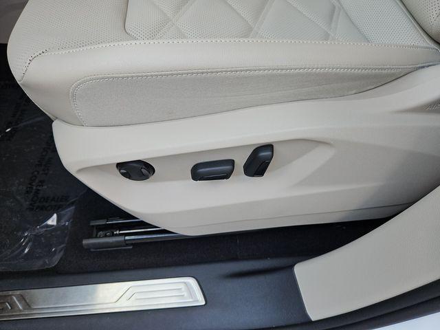used 2024 Volkswagen Atlas car, priced at $29,992