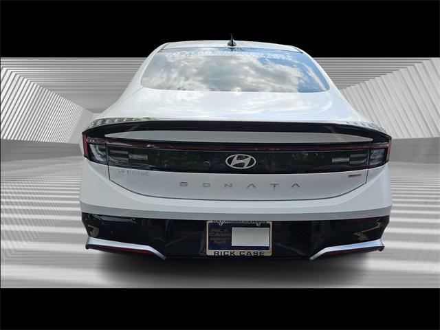 new 2025 Hyundai Sonata Hybrid car, priced at $32,615