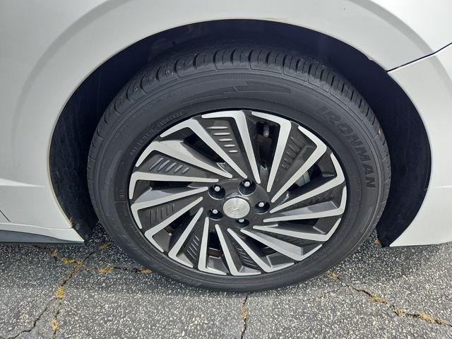 used 2022 Hyundai Sonata Hybrid car, priced at $19,592