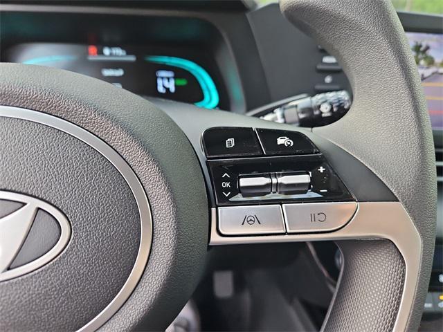 new 2025 Hyundai ELANTRA HEV car, priced at $25,990