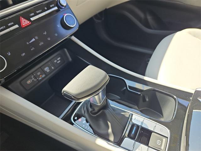 new 2025 Hyundai Tucson car, priced at $32,940