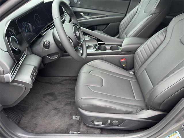 new 2025 Hyundai Elantra car, priced at $30,325