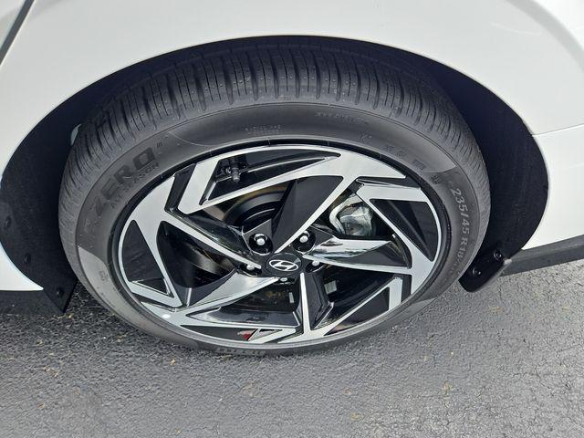new 2025 Hyundai Sonata car, priced at $32,130