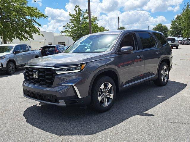 used 2025 Honda Pilot car, priced at $44,900