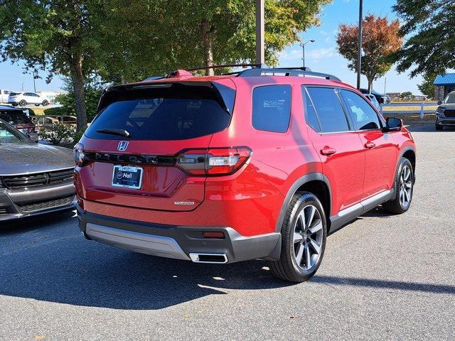 used 2025 Honda Pilot car, priced at $45,600