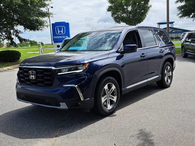 new 2025 Honda Pilot car, priced at $46,695