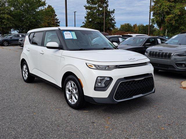 used 2022 Kia Soul car, priced at $17,700