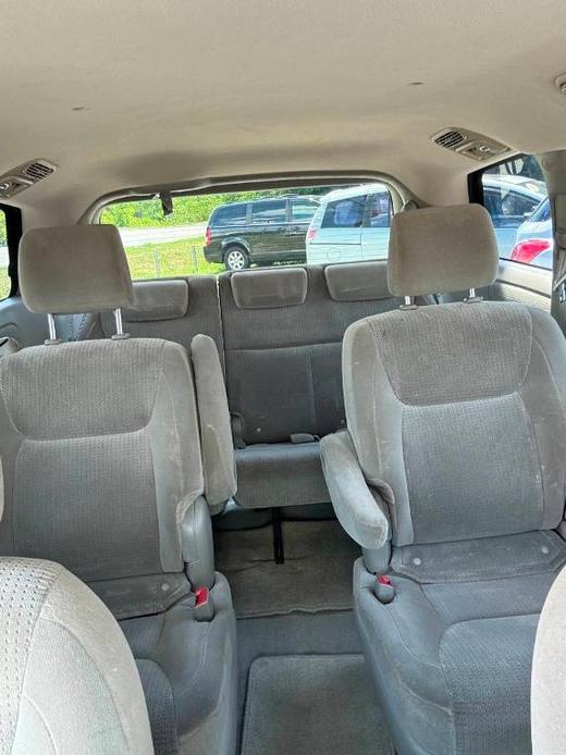 used 2007 Toyota Sienna car, priced at $5,975