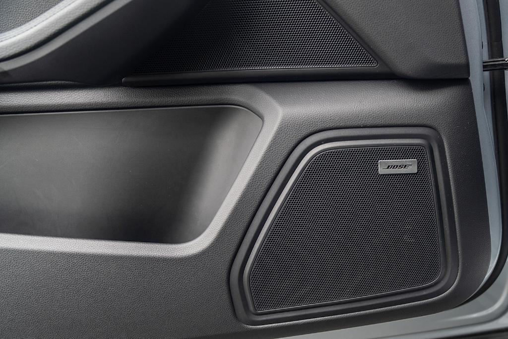 used 2025 Porsche Macan car, priced at $68,900