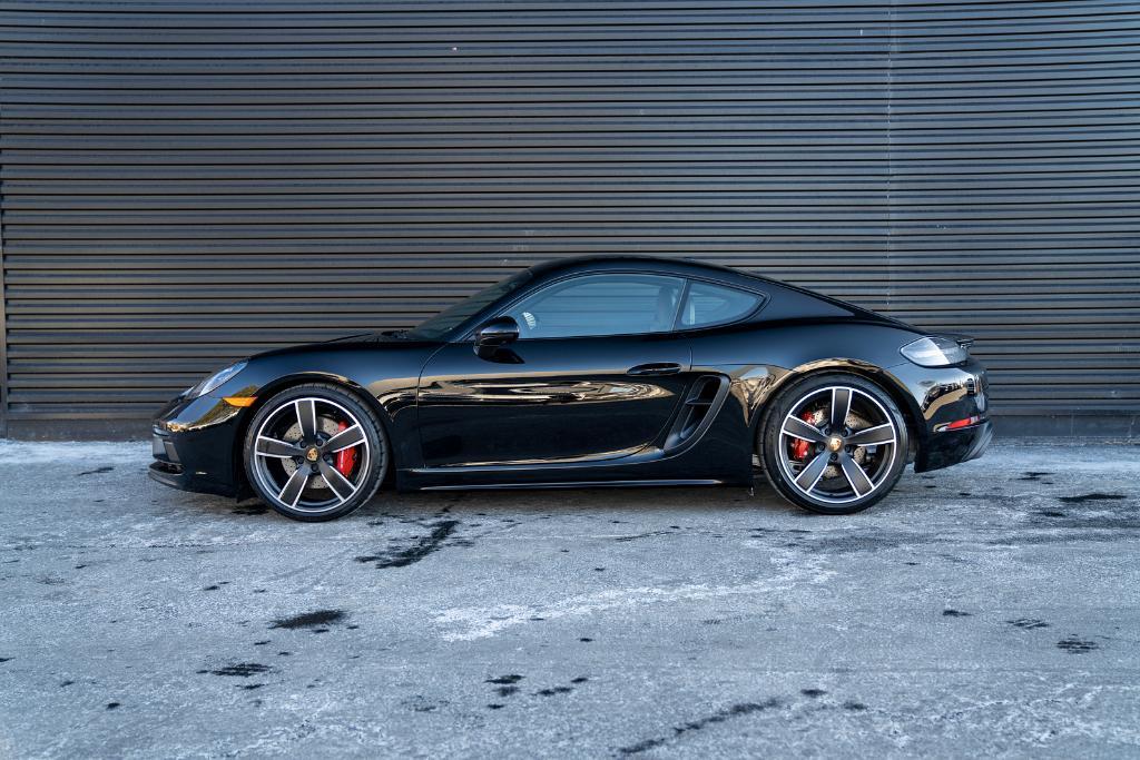 used 2025 Porsche 718 Cayman car, priced at $115,915