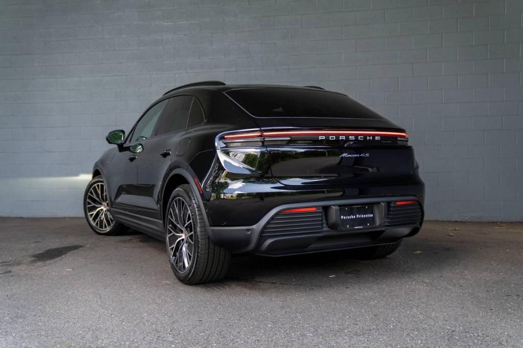 new 2025 Porsche Macan car, priced at $105,385