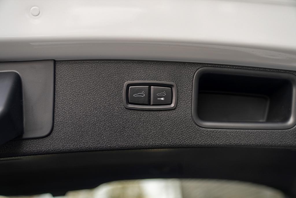 used 2022 Porsche Macan car, priced at $49,900