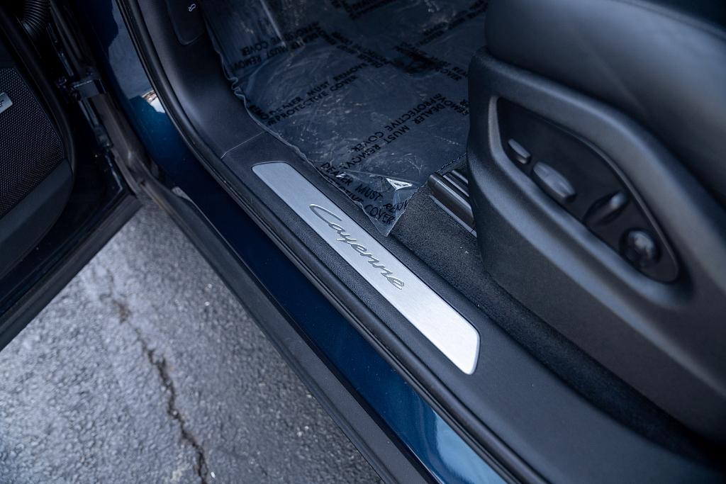 used 2024 Porsche Cayenne car, priced at $91,900