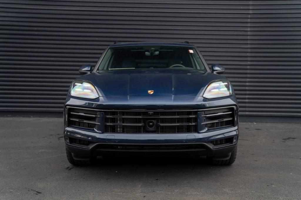 new 2025 Porsche Cayenne car, priced at $111,545