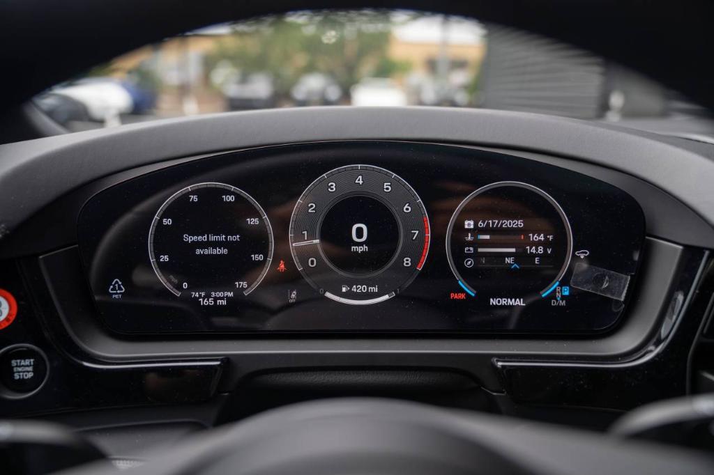 new 2025 Porsche Cayenne car, priced at $111,545