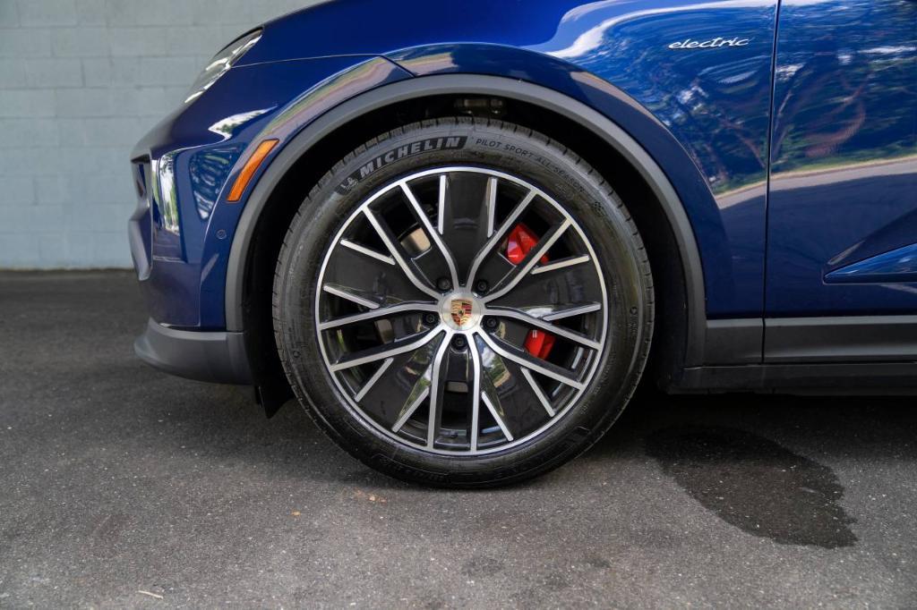 new 2025 Porsche Macan Electric car, priced at $106,545